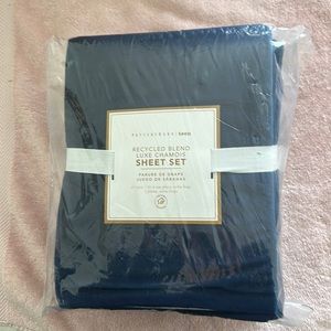 Pottery Barn Teen Sheet Set - LUXE Chamois.